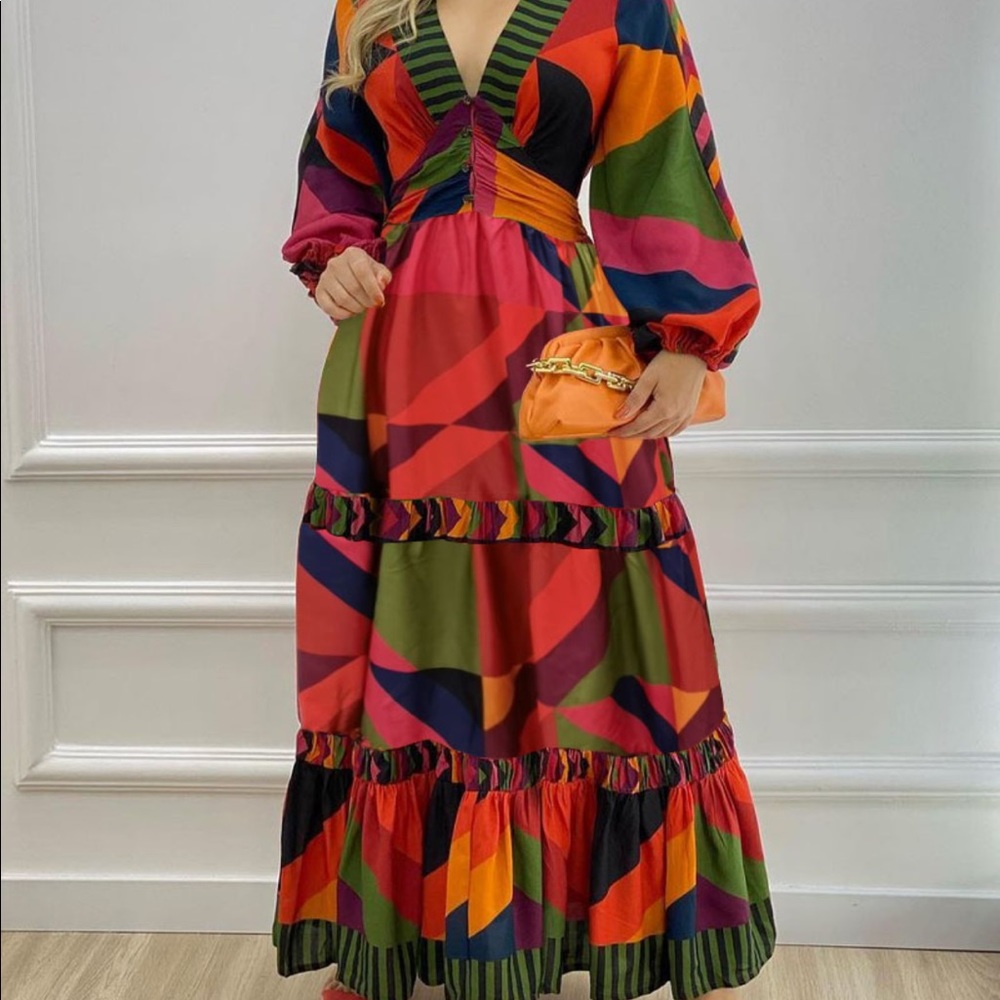 Geometric Print Lantern Sleeve Maxi Dress